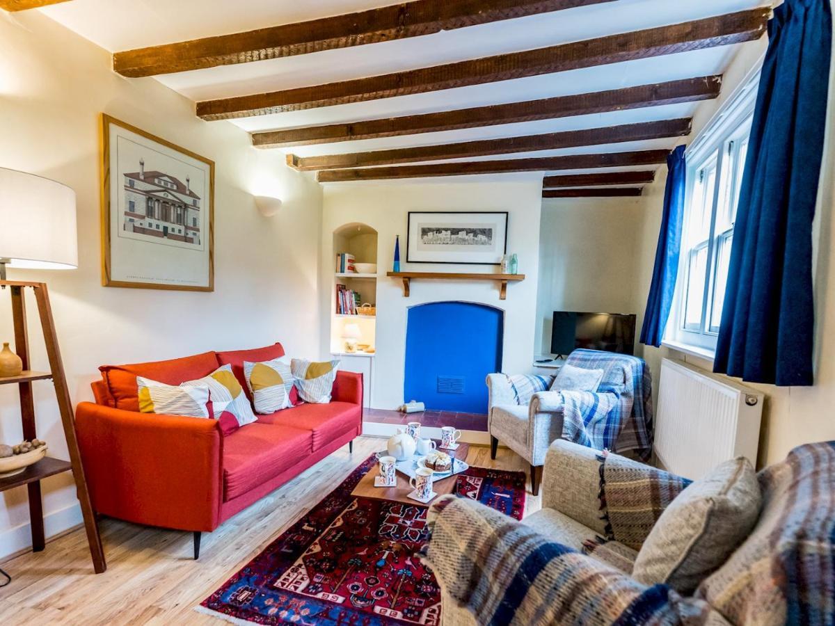 Pass The Keys Cosy 2 Bedroom Victorian Cottage Ludlow Dış mekan fotoğraf