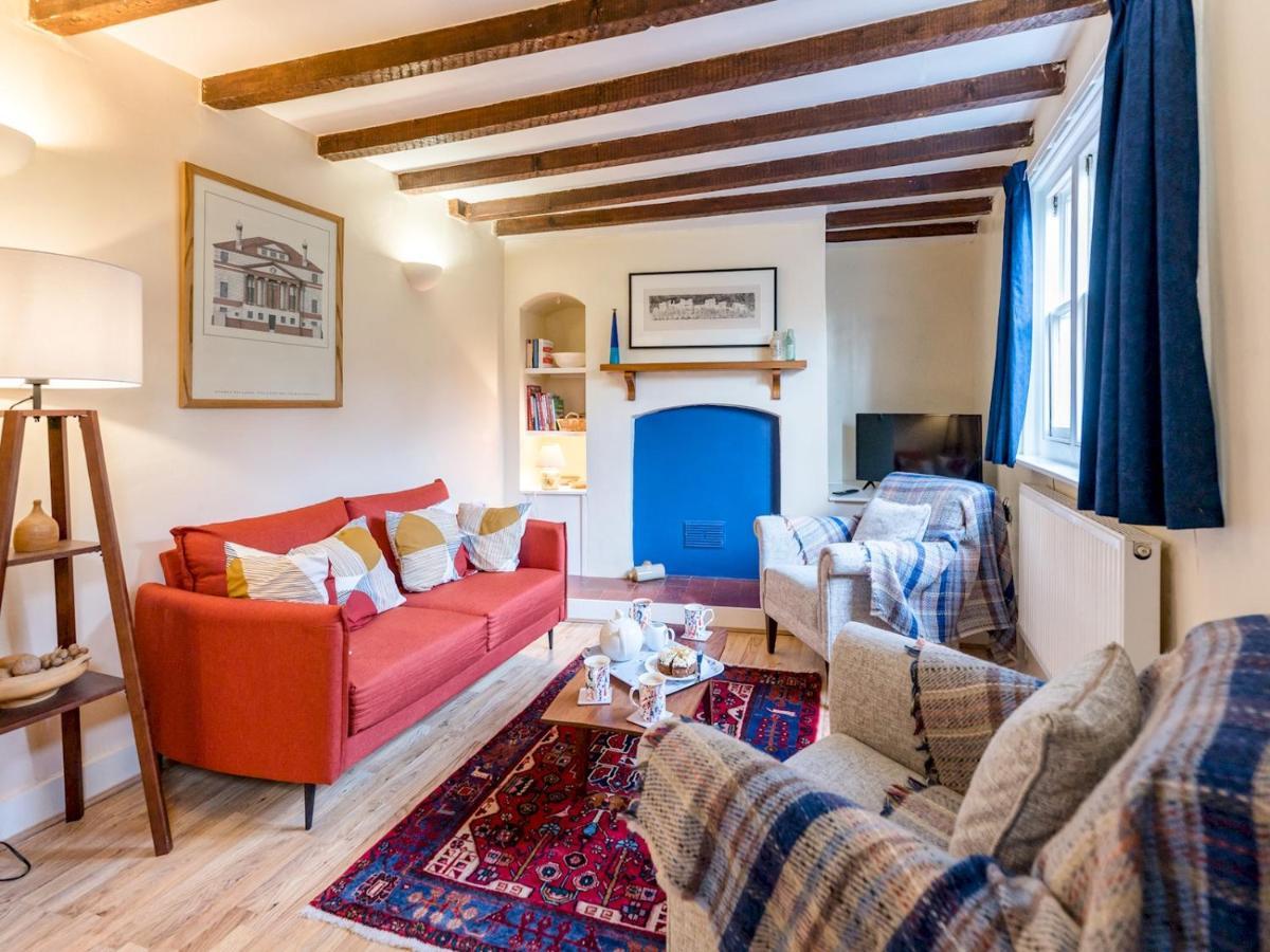 Pass The Keys Cosy 2 Bedroom Victorian Cottage Ludlow Dış mekan fotoğraf